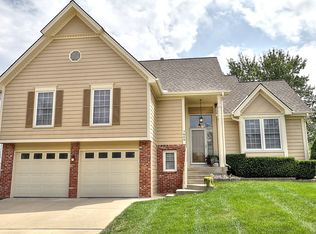 7649 N Rhode Ave, Kansas City, MO 64152