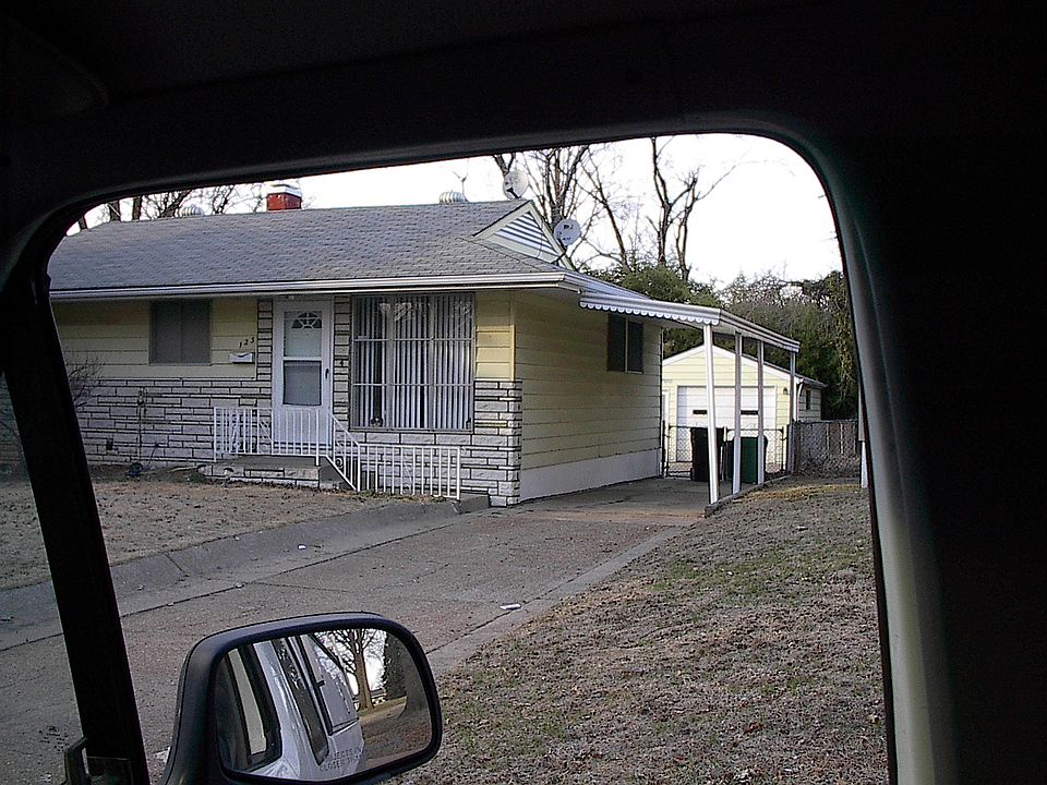 1st image of 123 Brigadoon Cir