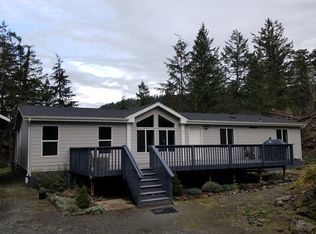 103 Rain Dog Rd, Eastsound, WA 98245