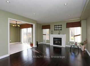 1628 Glenbourne Dr, Oshawa, ON L1K 0G2
