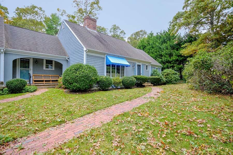 135 Cotuit Bay Drive, Cotuit, MA 02635 | Zillow