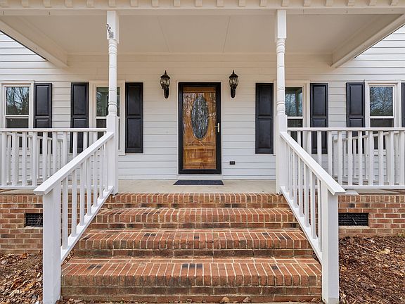 4th image of 6732 Walnut Cove Dr