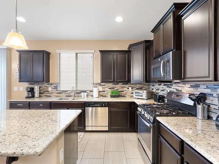 9122 W Coolbrook Ave — Photo 5