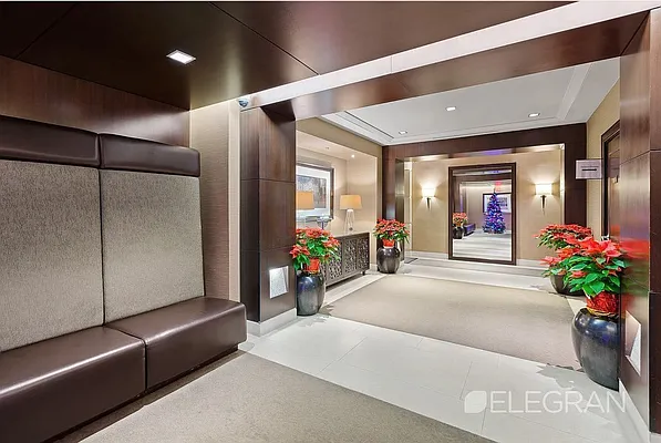 Rented by (Legacy) Elegran | media 7