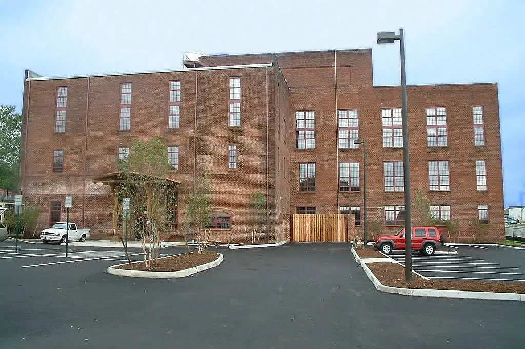 Building Photo - 815 Porter St #319