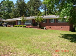 2088 Dobbs Rd, Alexander City, AL 35010