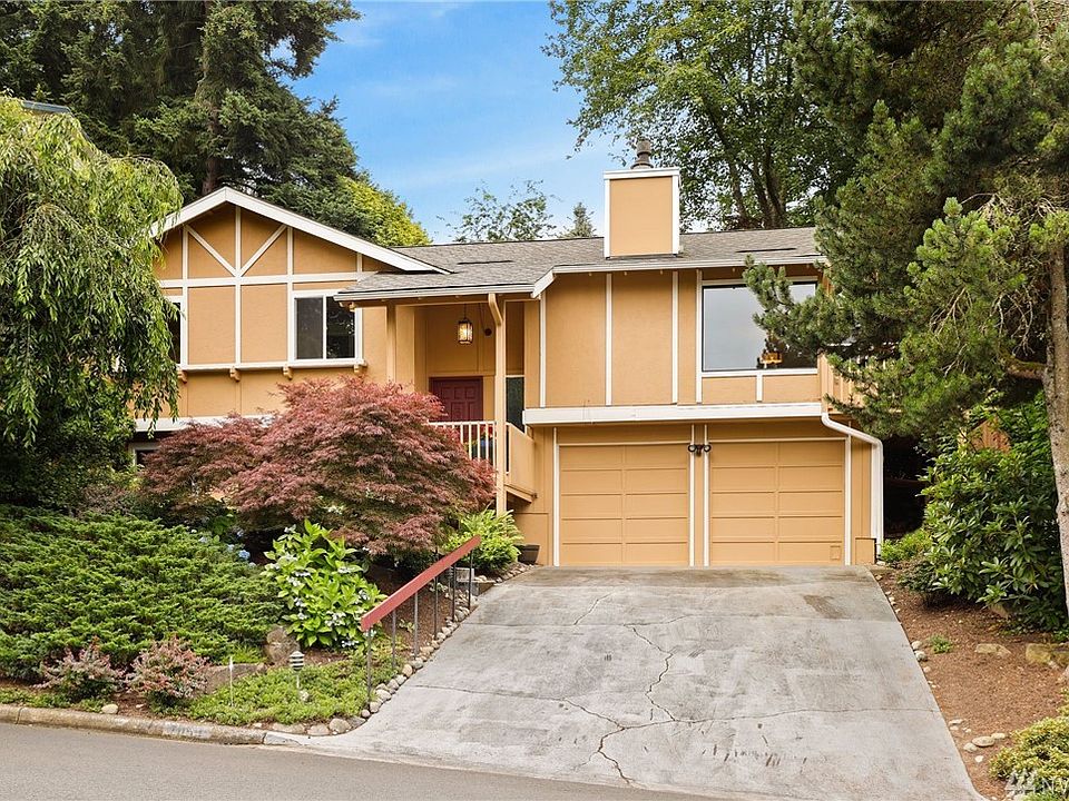 1st image of 7059 NE 161st St