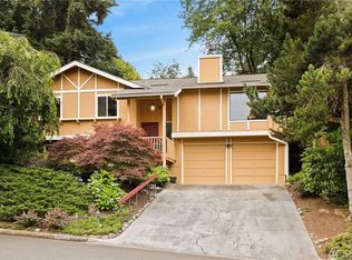 7059 NE 161st St, Kenmore, WA 98028