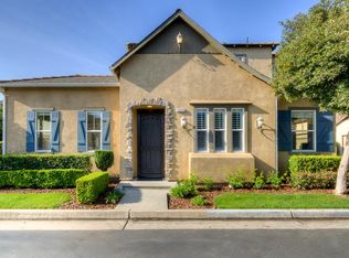 3838 Moody Ln, Clovis, CA 93619