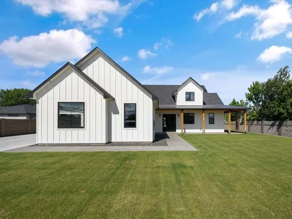 1120 Road 52, Pasco, WA 99301