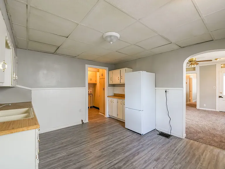 1808 E Oak St — Photo 11