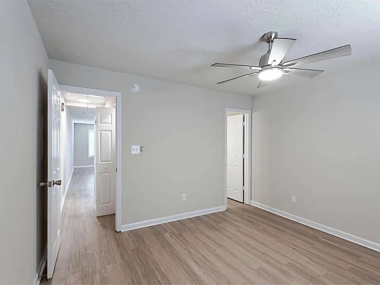 Sanctuary Apartments — Photo 13