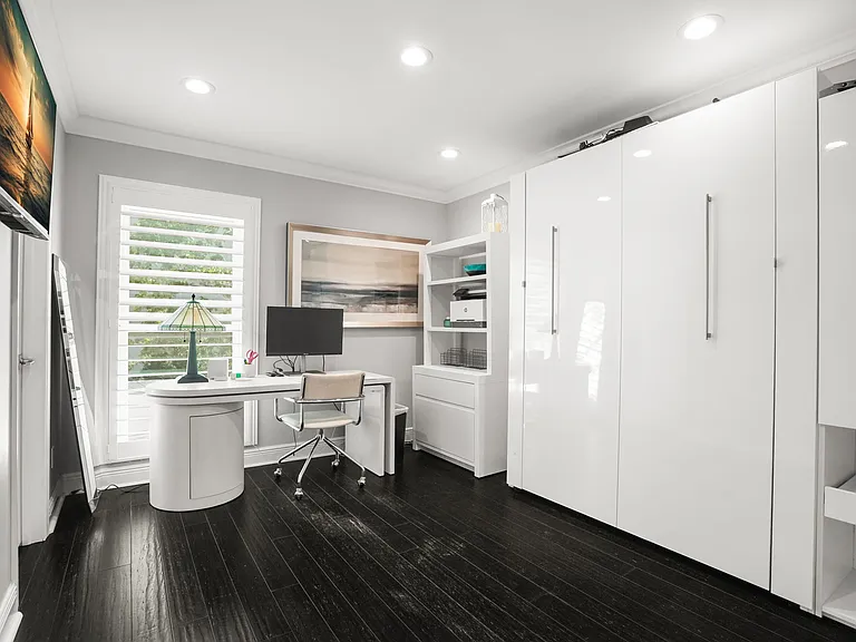 2925 W Santiago St — Photo 27