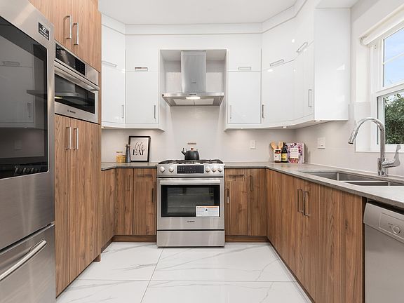 3rd image of 9219 Williams Rd #4