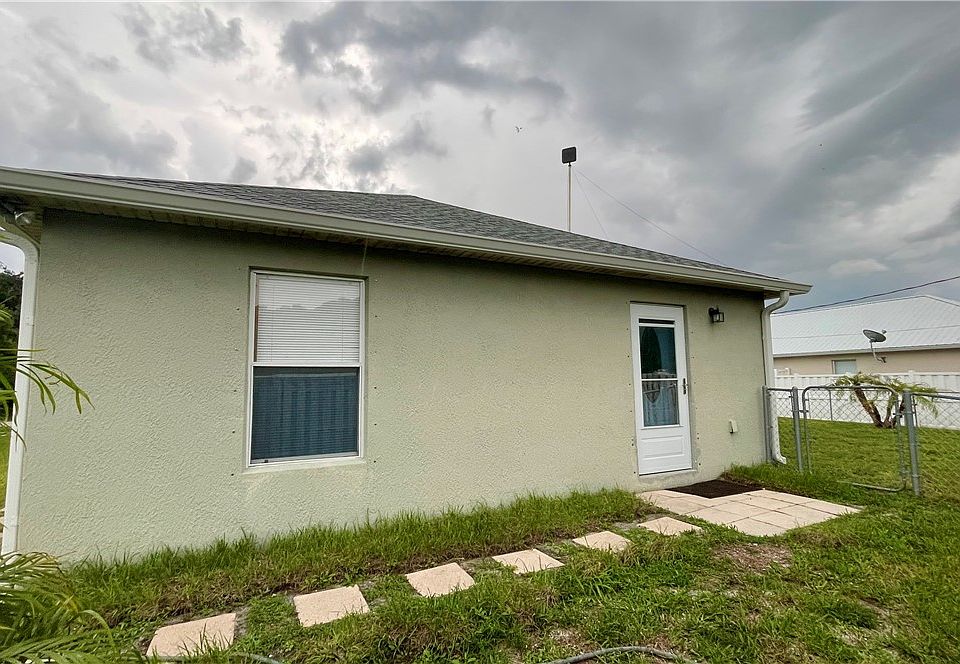 1st image of 426 Easy St