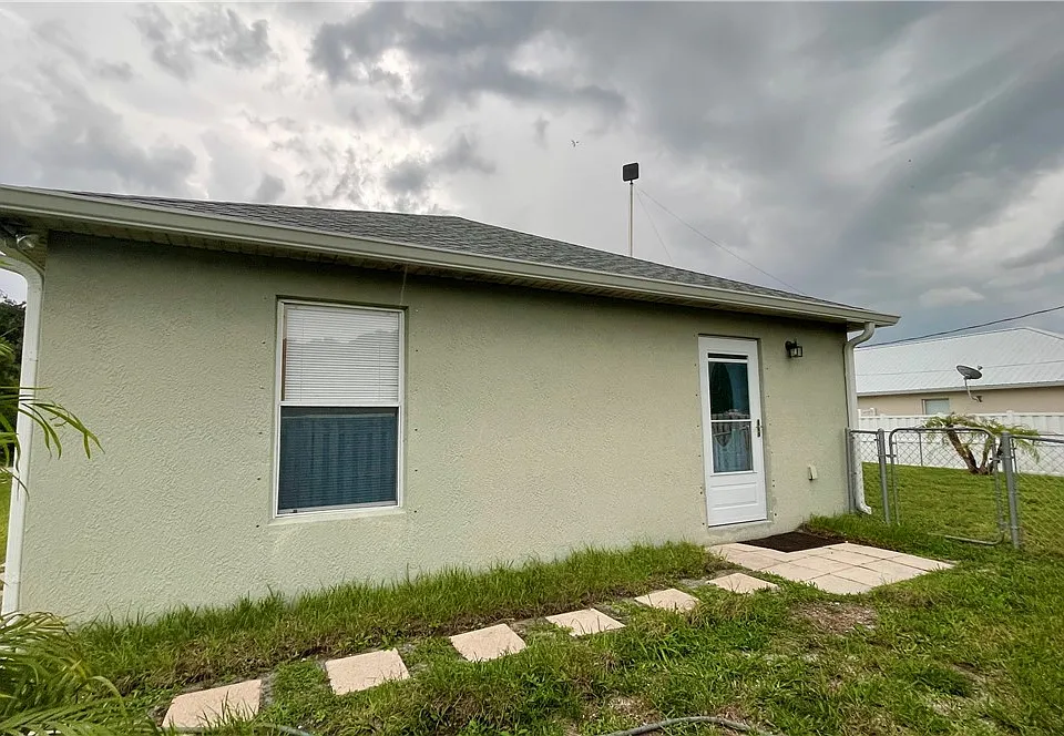 426 Easy St