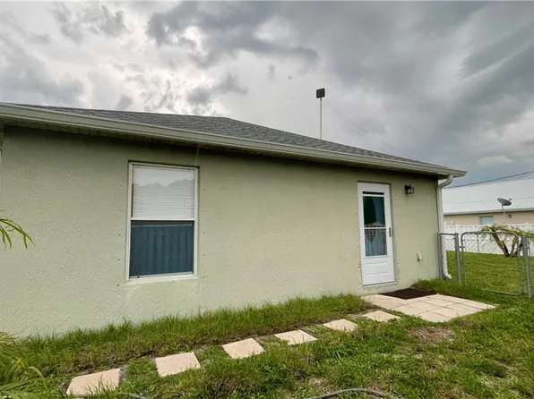 426 Easy St, Sebastian, FL 32958