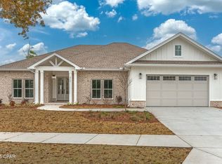 317 Meadowview Ter, Lynn Haven, FL 32444