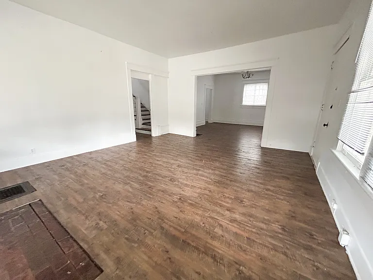 3106 Vanderbilt Pl — Photo 8