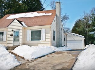 2469 Paris Ave NE, Grand Rapids, MI 49505