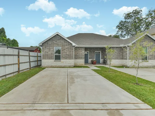7524 E Maxroy St Unit B, Houston, TX 77088
