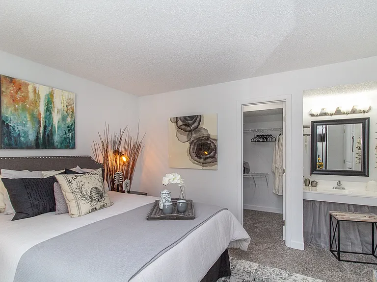 Timber Glen Apartments — Photo 38