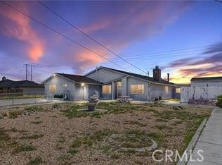 11271 Mohawk Rd, Apple Valley, CA 92308