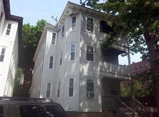 67 Hollis St, Worcester, MA 01610