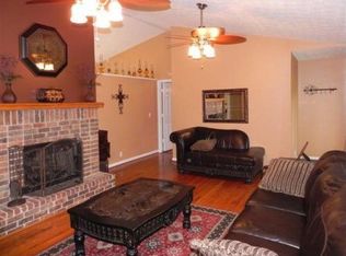 8283 Old Pond Creek Rd, Pegram, TN 37143