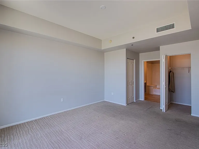 8255 Las Vegas Blvd S #1702 — Photo 10