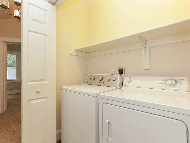 Laundry in unit