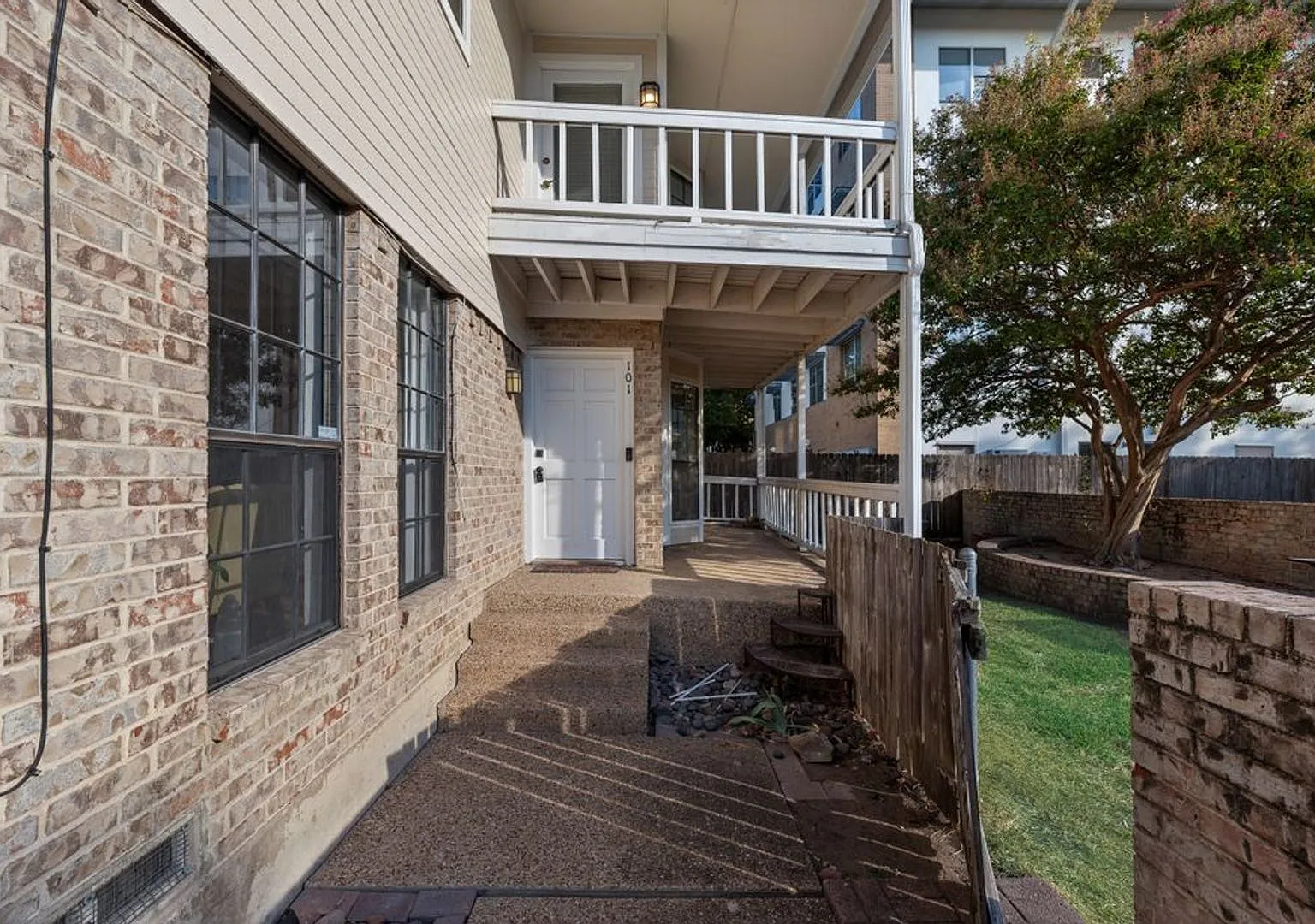 Hidden Gem in Bryan Place Dallas — Photo 4