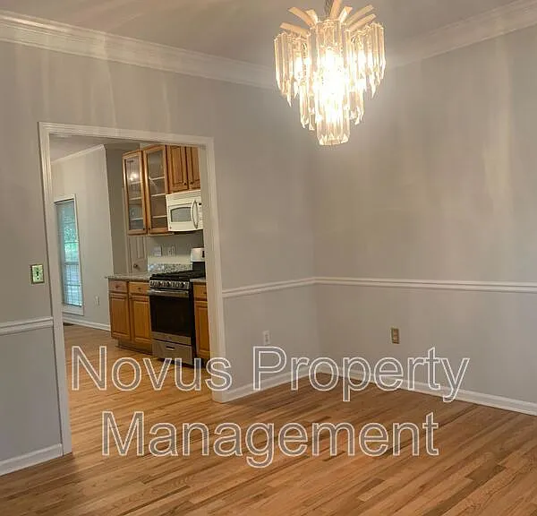 7439 Mason Falls Dr — Photo 12