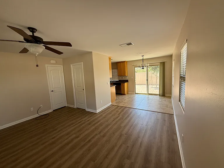 8711 Winter Gardens Blvd — Photo 3