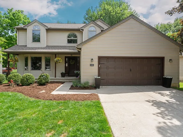 2062 Wildwood Trl, Saline, MI 48176