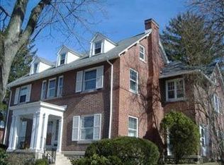 135 Underwood Ave, Jeannette, PA 15601