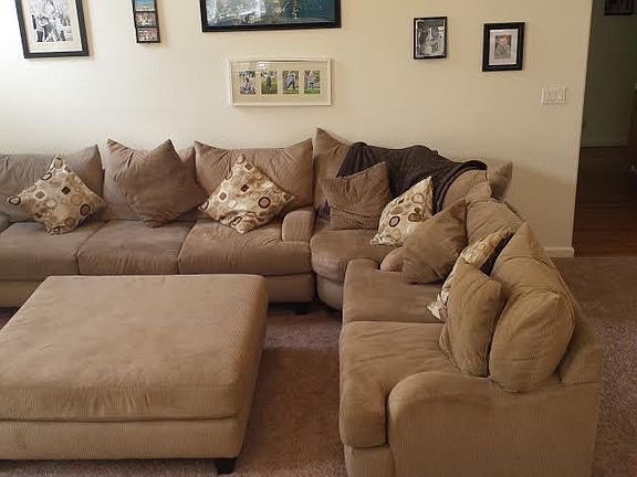 3rd image of 882 Trebol Ct