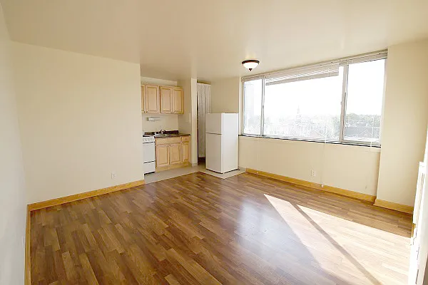 1671 N. Prospect Ave. — Photo 97