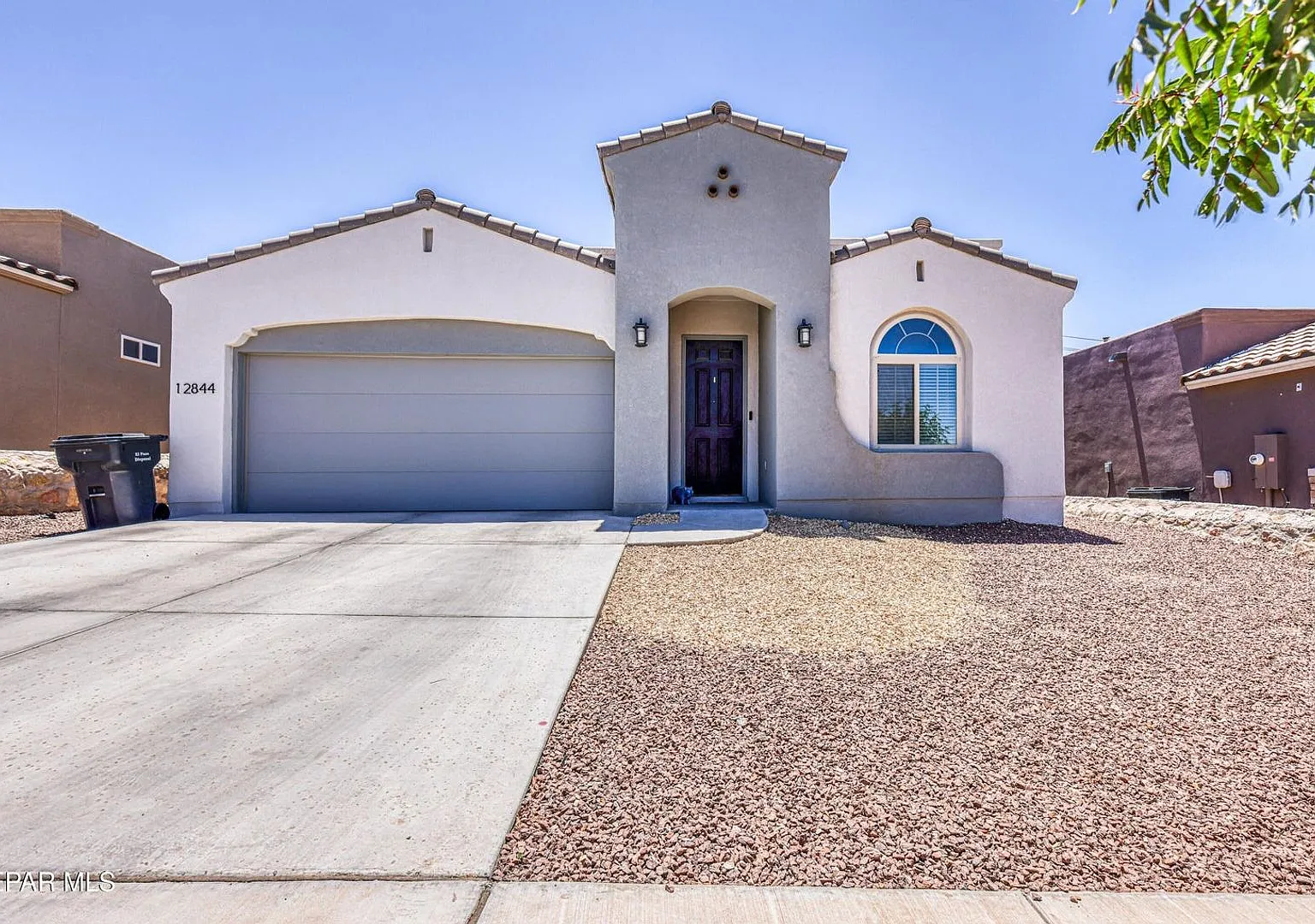 Beautiful East side House 3 bed-2 baths 79928 — Photo 1