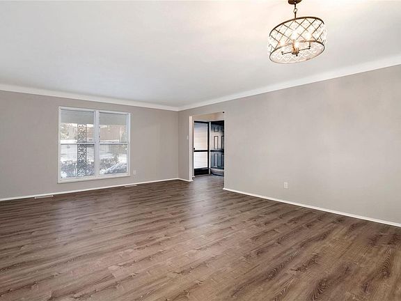 3rd image of 8851 Forest Heights Dr