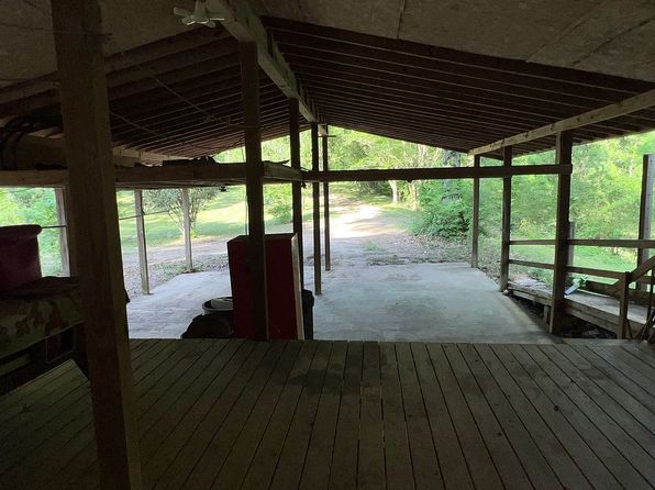 960 Liberty Rd