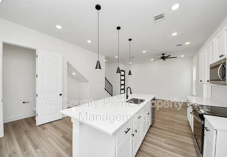 2708 Bostic St #A — Photo 12