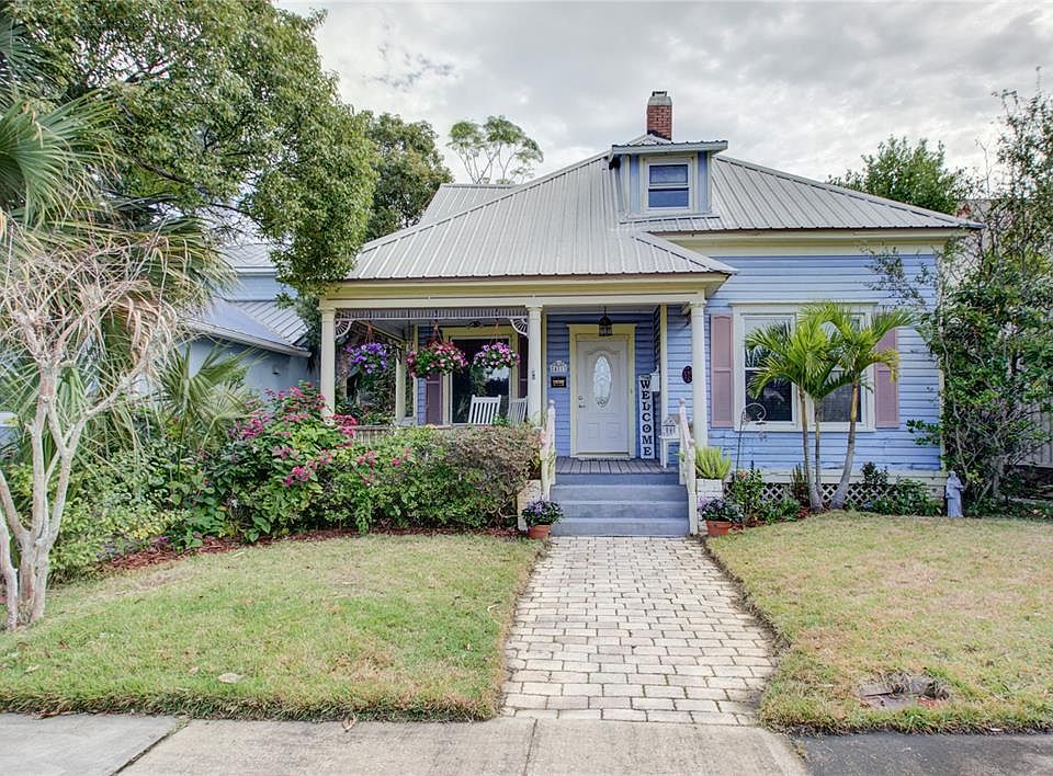 1st image of 411 MAGNOLIA STREET