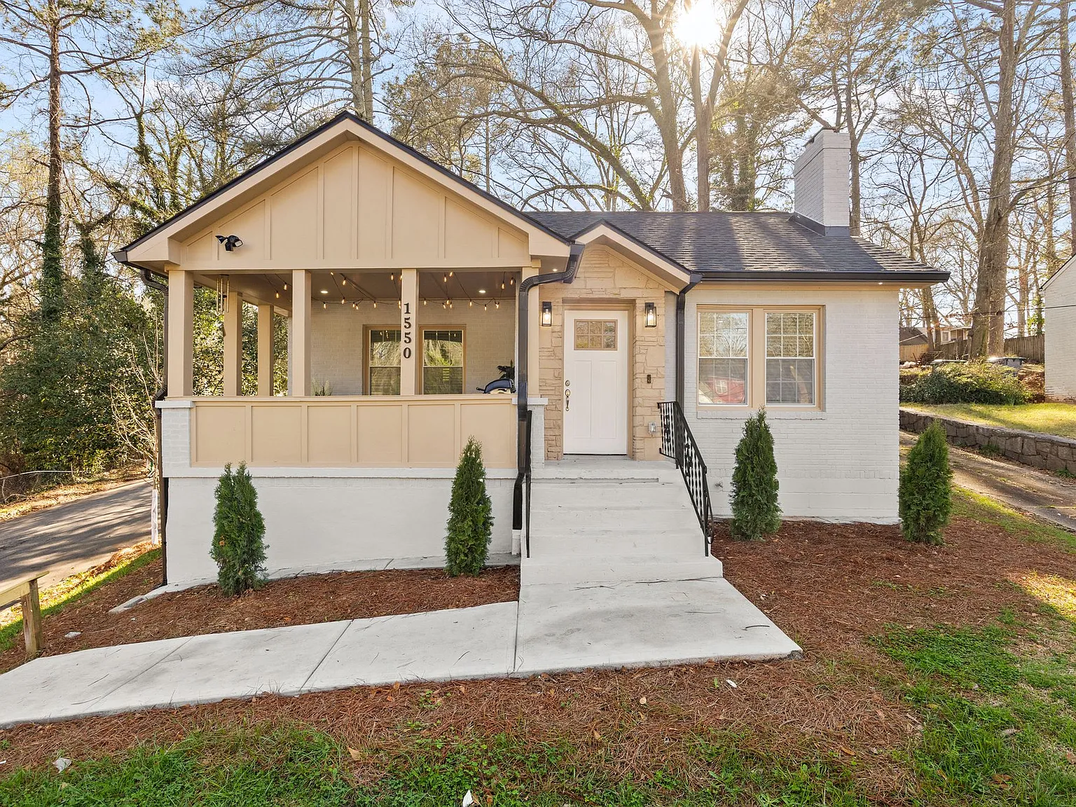 4 bed, 2.5 bath, 1369 sqft, $6,000 — Photo 2