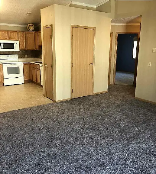 7430 S Louise Ave #301 — Photo 19
