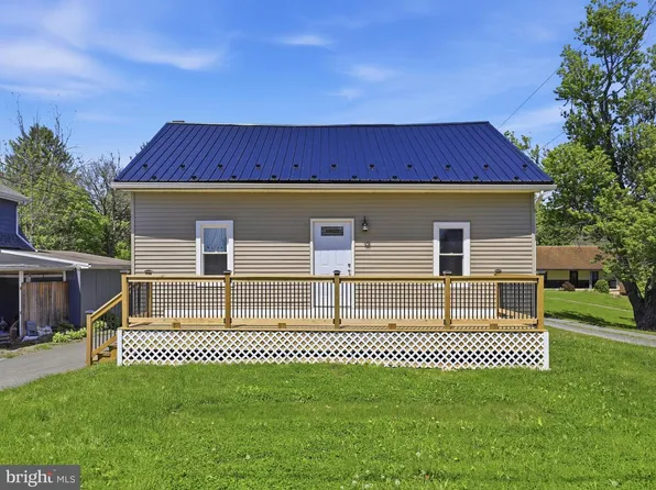 2210 Mahaffey Ln, Williamsport, PA 17701