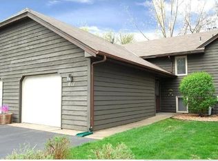 611 Belland Ave, Vadnais Heights, MN 55127