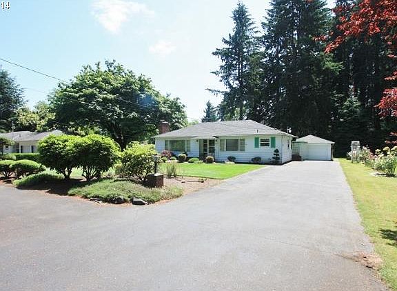 3rd image of 4810 SE River Dr