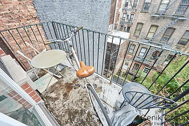 Rented by Genik Group Corp