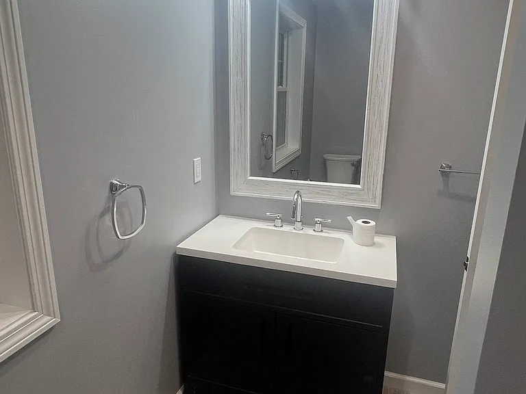 24 Chelsey Ln #A — Photo 12